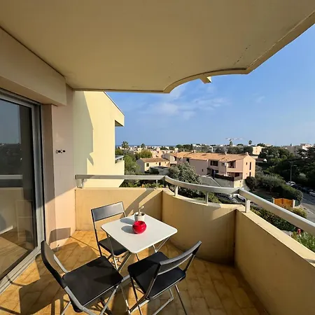 3-room In - Swimming Pool - Sea View *