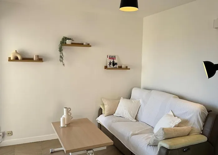 3-room In - Swimming Pool - Sea View * Antibes